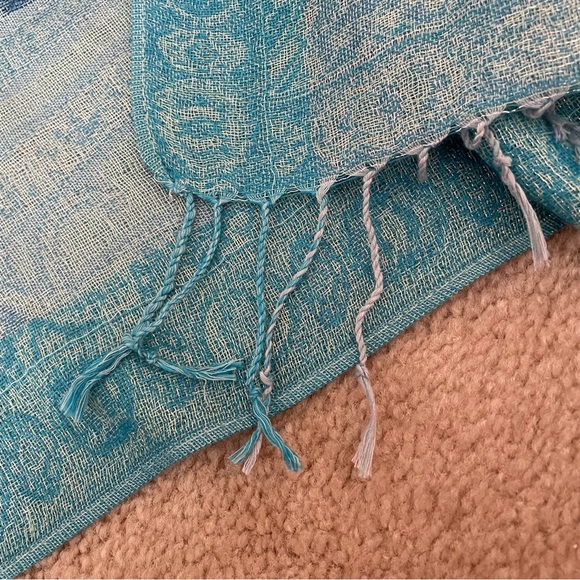 Blue & Silver Metallic Large Scarf – Boho Paisley Wrap70" x 27" - Picture 4 of 9